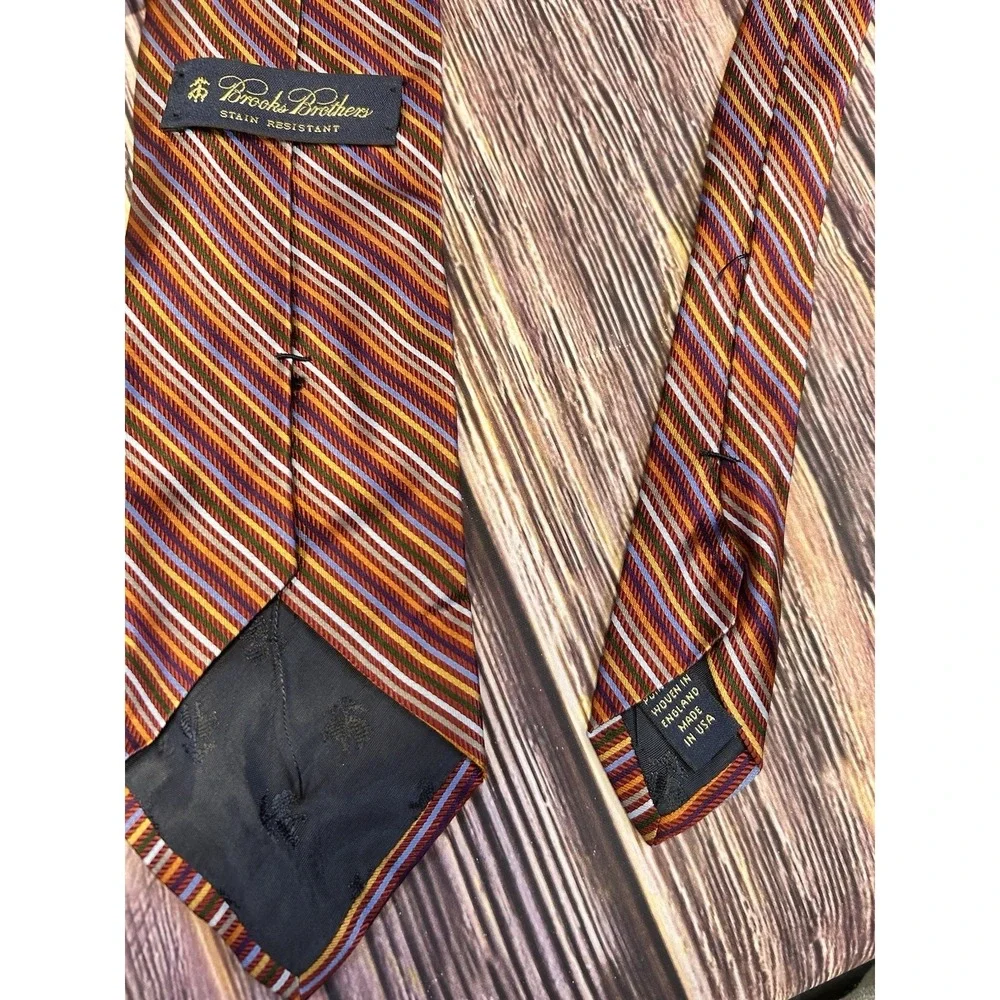 Brooks Brothers Stain Resistant Red Multicolor Striped Tie Mens 62